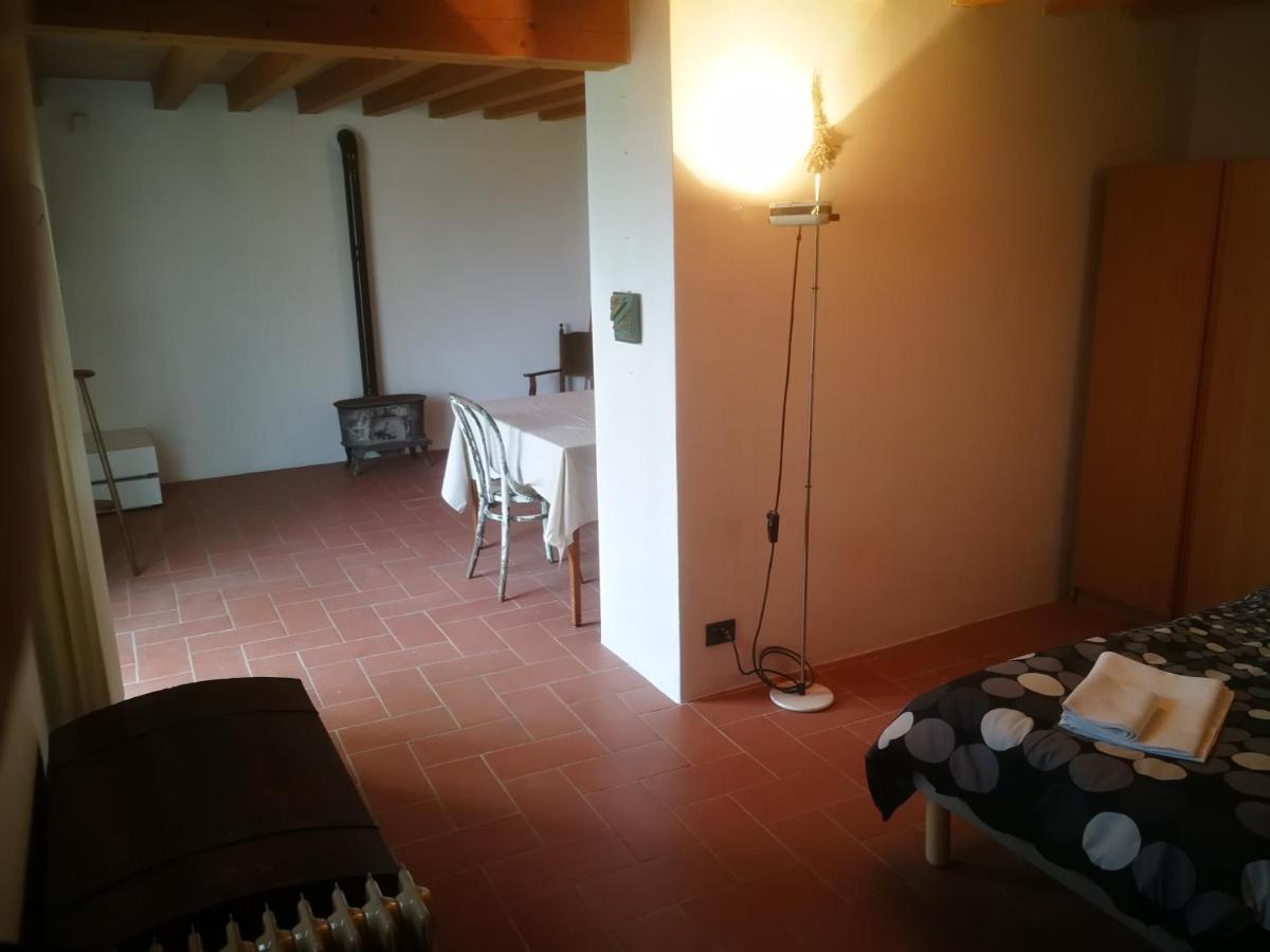 Cottage La Casa Del Pittore Reggimonti Luaran gambar