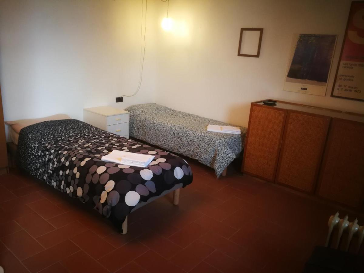 Cottage La Casa Del Pittore Reggimonti Luaran gambar